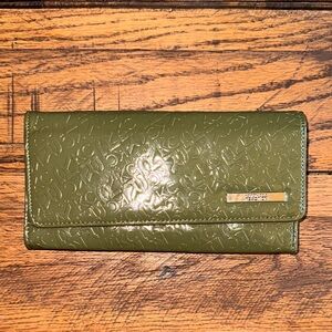 Kenneth Cole Women's Wallet